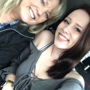 Meet your Posher, Caroline